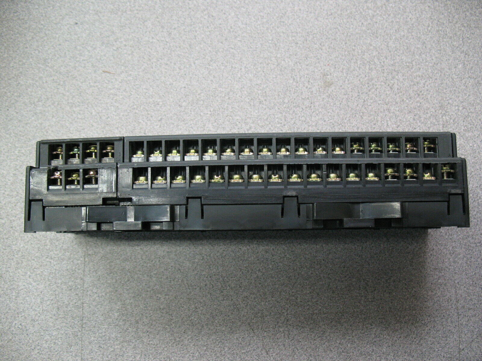 AJ65SBTB2N-16R Mitsubishi PLC 12 Months Warranty MOQ 1 Piece