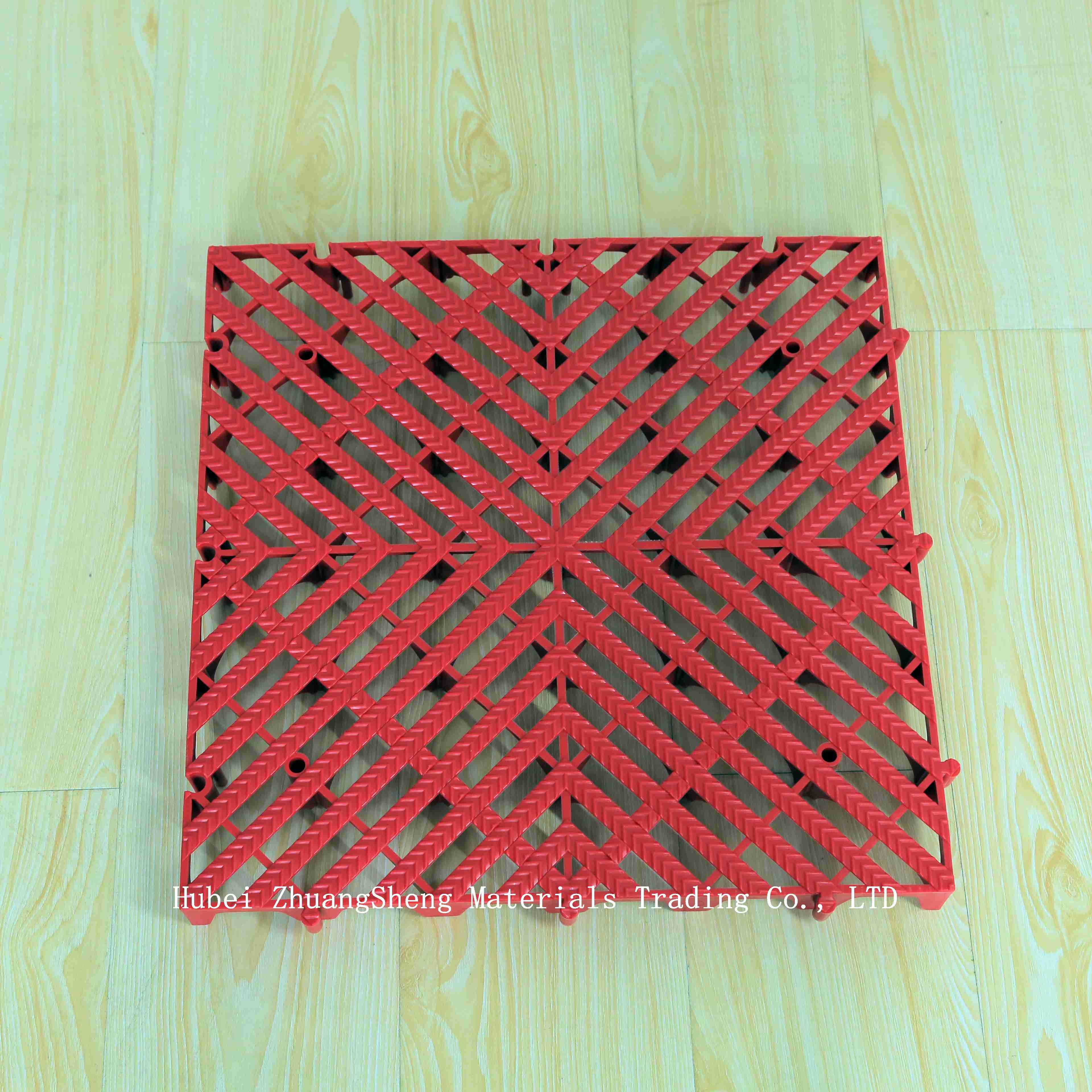 3.9mmChina Multi-Purpose PP Modular Suspended Splicing Plastic Flooring Anti-Skid Plastic Sports Flooring factory