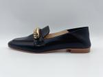 Fashion Loafers Womens Flat Leather Shoes Custom With Metal Chain