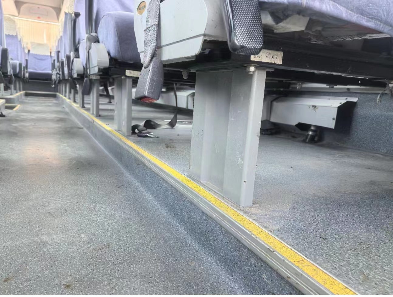 Find Your Perfect 31-50 Seats Manual Transmission Used Bus at Great Prices