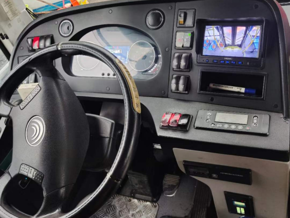 53 Seats City Used Passenger Bus Second Hand Yutong ISUZU 6WF1D