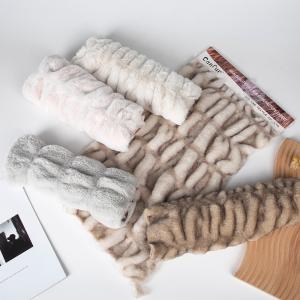 China Colorful Polyester Faux Rabbit Fur Fabric for Bed Sheet Set Heavyweight Knitted Fabric factory