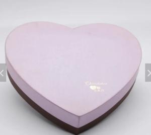 China Luxury Pink Heart Shaped Paper Gift Box Custom For Eyelash Jewelry Ring Packaging factory