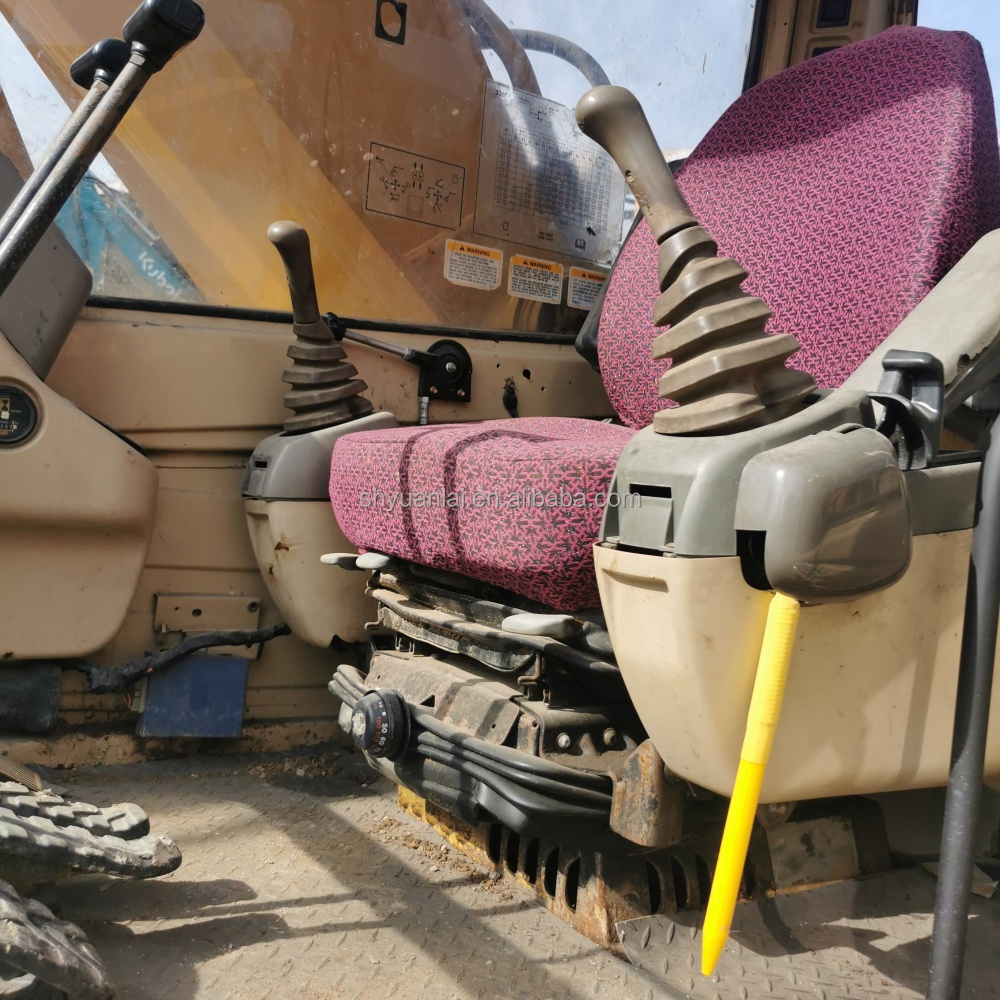 Strong Power Used CAT330B Excavator with Original Hydraulic Valve and Soft Steel Design