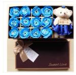 New creative promotion gift product wedding gift 12 flower soap with bear