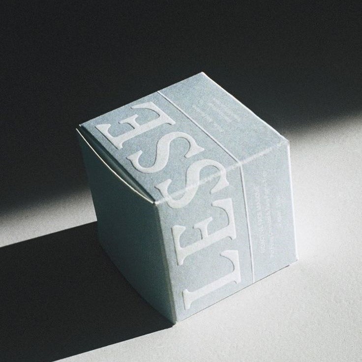 Custom Cosmetic Gift Packaging Box Embossing Friendly White Paper Cardboard Full Colors Print