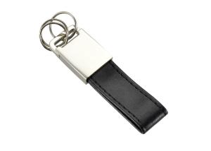 China Debossed Logo Metal Black PU Leather Keychain 3 Small Rings Keyring factory