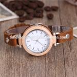 beautiful design made out of wood leather strap wood watch for ladies gift wrist