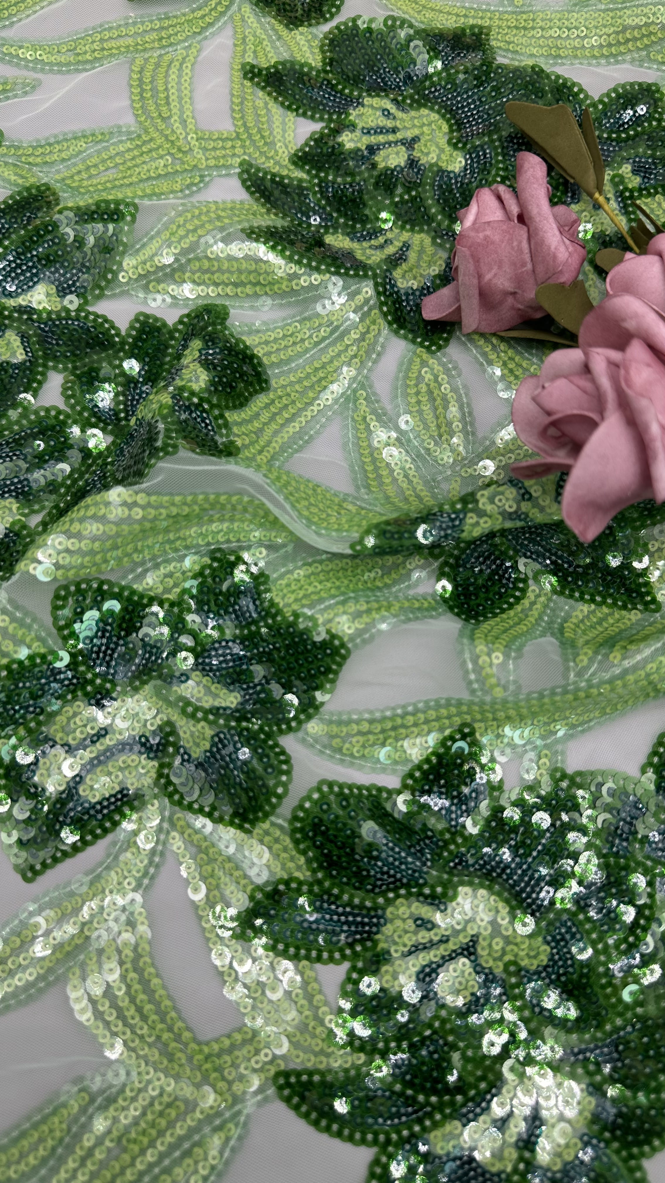 100% Polyester 3D Floral Fabric Sequin Elegant Shine Mesh Lace Fabric Luxury Occasion Evening Fabric