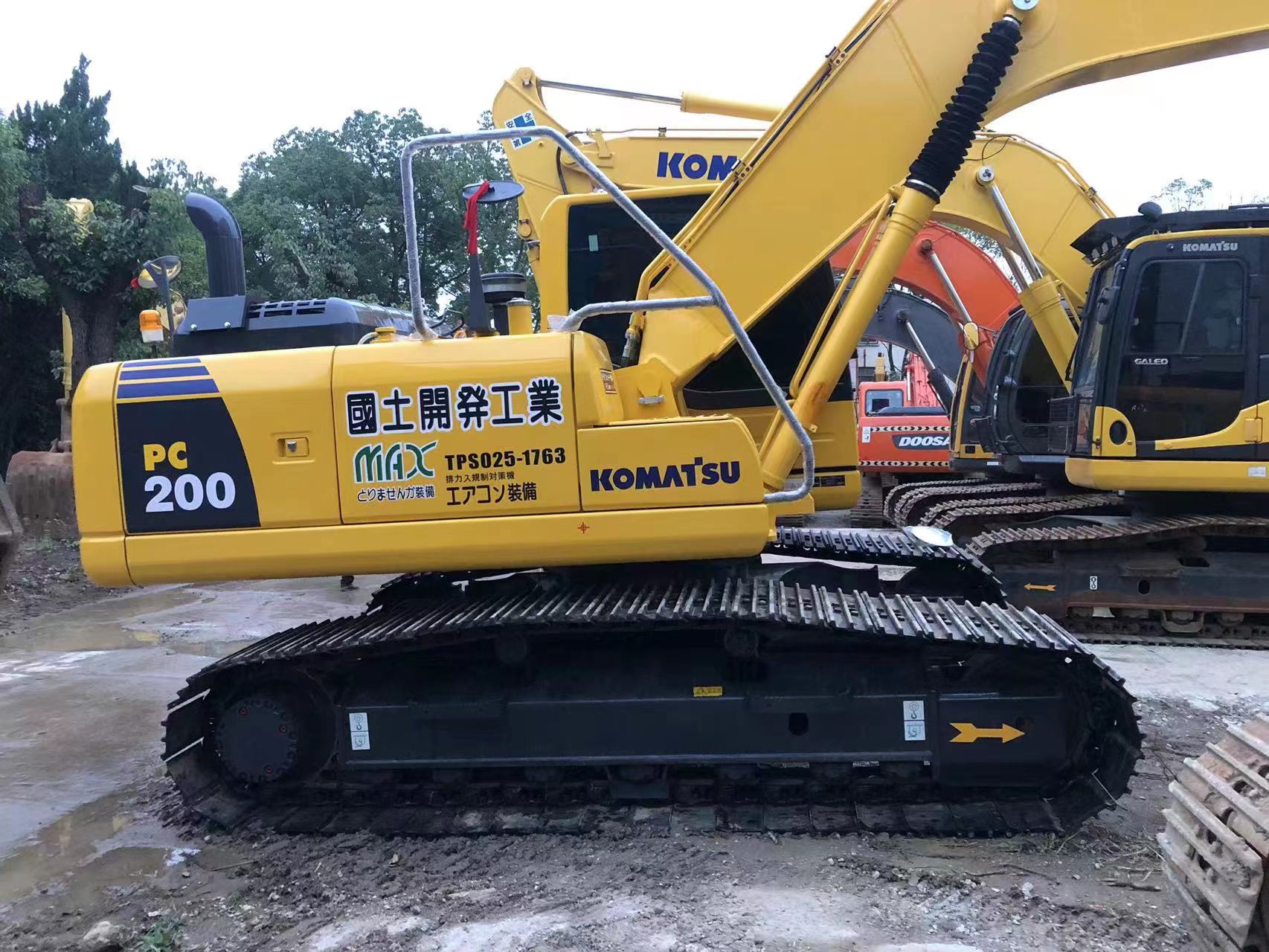 Good Condition Used Komatsu PC200 Crawler Excavator with 0.8m3 Bucket