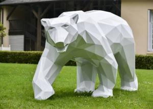 China Large Bear Outdoor Fiberglass Sculpture For Building / Public Decoration factory
