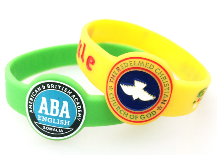 QR Code custom Silicone bracelet wristband for adlut boys girls school company words logo sign