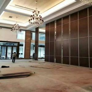 China Aluminum Frame Acoustic Moveable Foldable Sound Proof Partition Walls factory