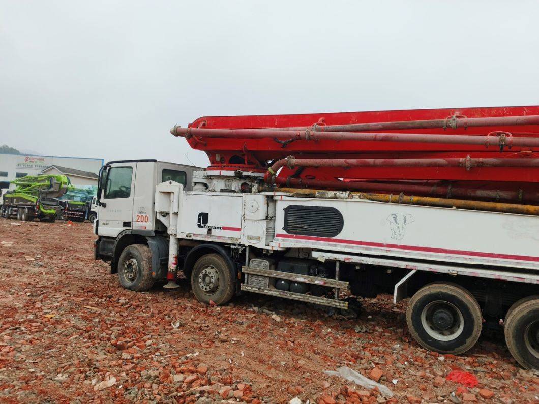 56-Meter Concrete Pump Truck Putzmeister Popular Model Installed on a Mercedes Benz