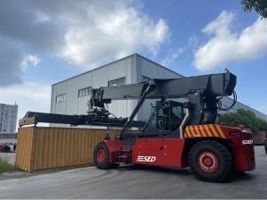China New CUMMINS QSM11-330 Engine 45000kgs Capacity Kessler Container Reach Stacker factory