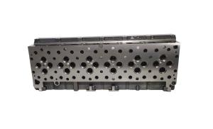 China 4298237 Cummins Cylinder Head Single Camshaft X15 Cylinder Head factory