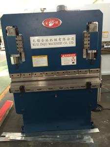 China 30 Ton 1300mm Hydraulic Press Brake Machine With Synchronizing Torsion Bar factory