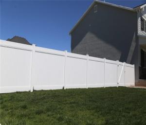 China Rigid White Horse Vinyl Fence For Cattel Fence Animal Sercurity Vinyl Fence factory