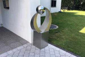 China Outdoor Garden Stainless Steel Ball Sculpture Brushed Finish factory