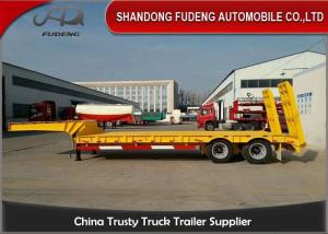 China 13 Meters 3 Axle Lowboy Trailer 60 Tons Hydraulic Ladder Yellow Color factory