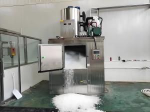 China 15kW Automatic Solid Flat Cut Ends Tube Ice Machine Customized factory
