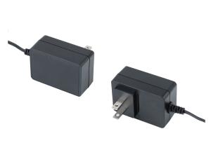 China UL Certified Medical Grade AC Adapter Auto recovery Short Circuit Protection 85% Efficiency US/EU/UK/AU Plug 2A Output factory