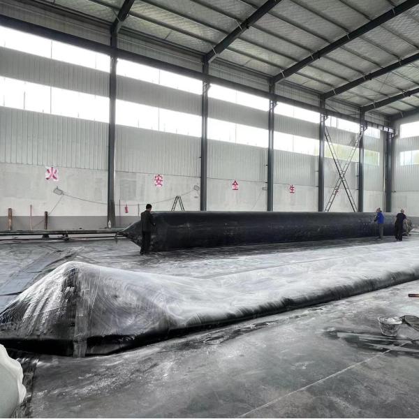 China Premium Marine Rubber Airbag with 4-12 Layers Synthetic Tire Cord Material for Heavy Lifting and 10-15 Years Lifespan factory