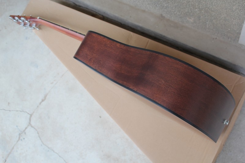 Factory custom 41 inch 20 frets 18 natural wood color acoustic guitar with solid top mahogany back