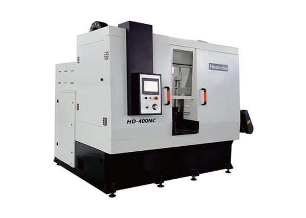 Energy Saving 6T Total Weight CNC Wood Cutting Center With Carbide Saw Blade