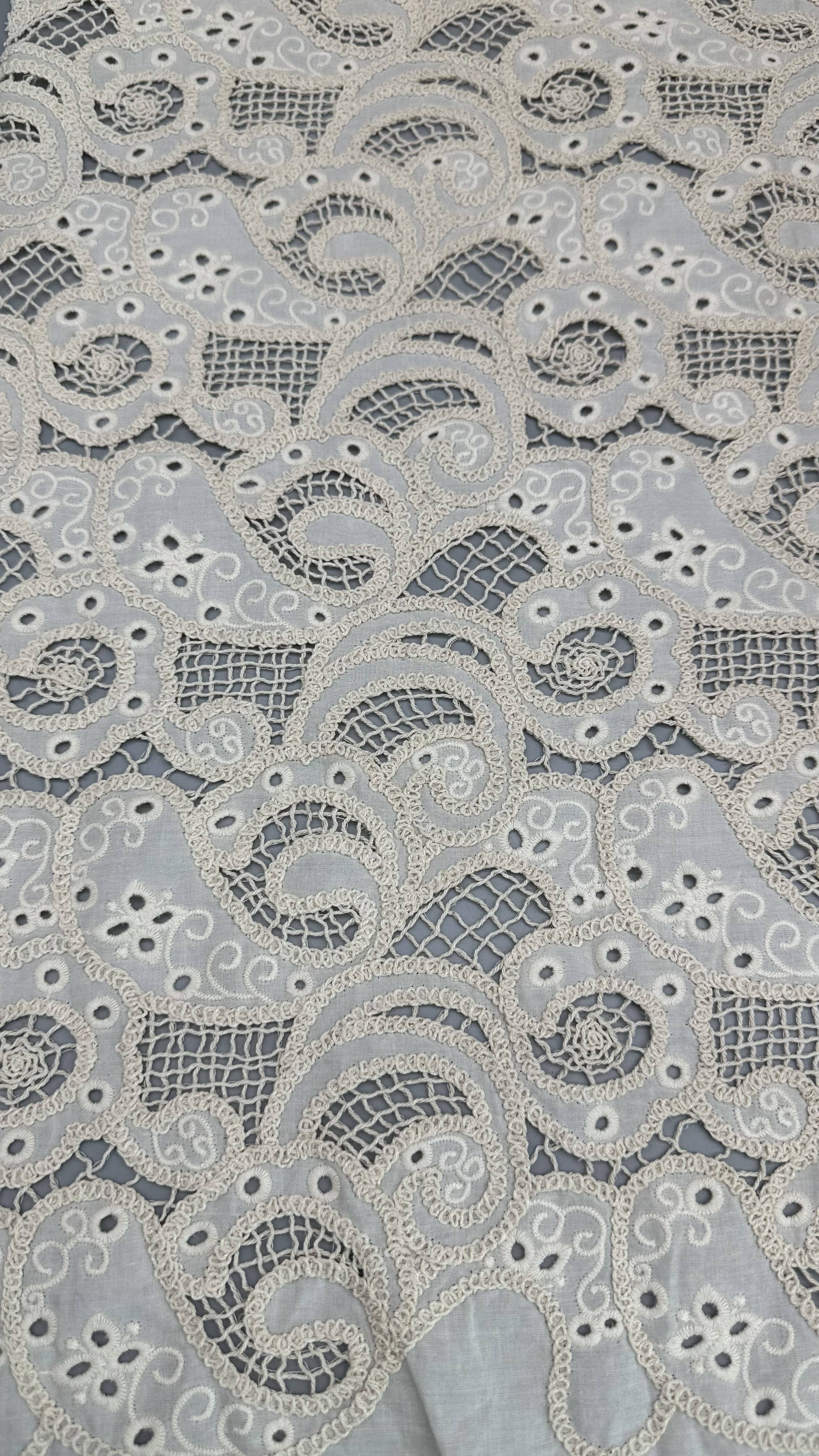 Hollow-up Lace Fabric Embroidered Lace Mesh New Collection Evening Fabric
