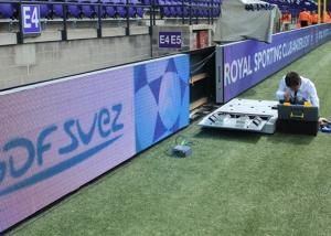 China SMD 3in1 P10mm 1/4 Scan Stadium LED Display High Refresh Rate factory