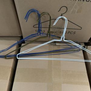 China Laundry Store Slim Coat Hangers , Smooth Surface Short Clothes Hangers factory