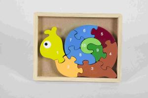 China Eco Friendly Soild Wood Number Snail Puzzle Game For Nature Home / Classroom factory