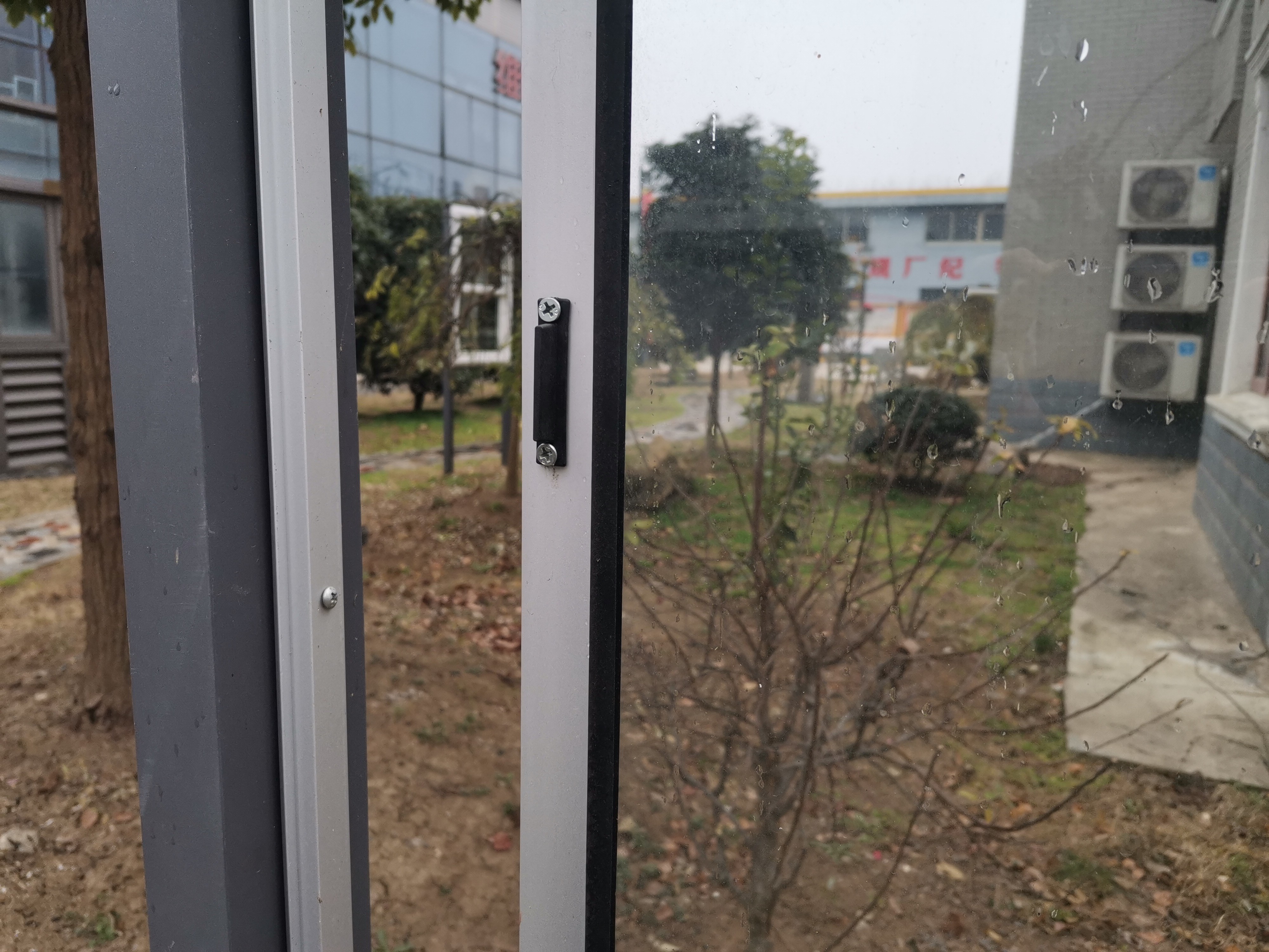 Household Aluminium UPVC 60 X 24 Sliding Window With Fiberglass Mesh
