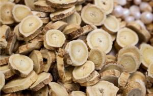China Chinese Mongolian Milkvetch Root Pure Dry Astragalus Membranaceus Root factory