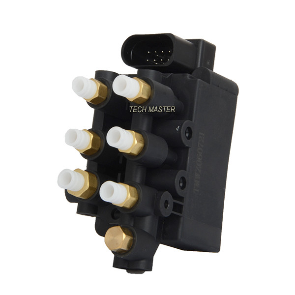 BMW G11 G12 7 Holes Suspension Valve Block OEM 33526781909 33526781910