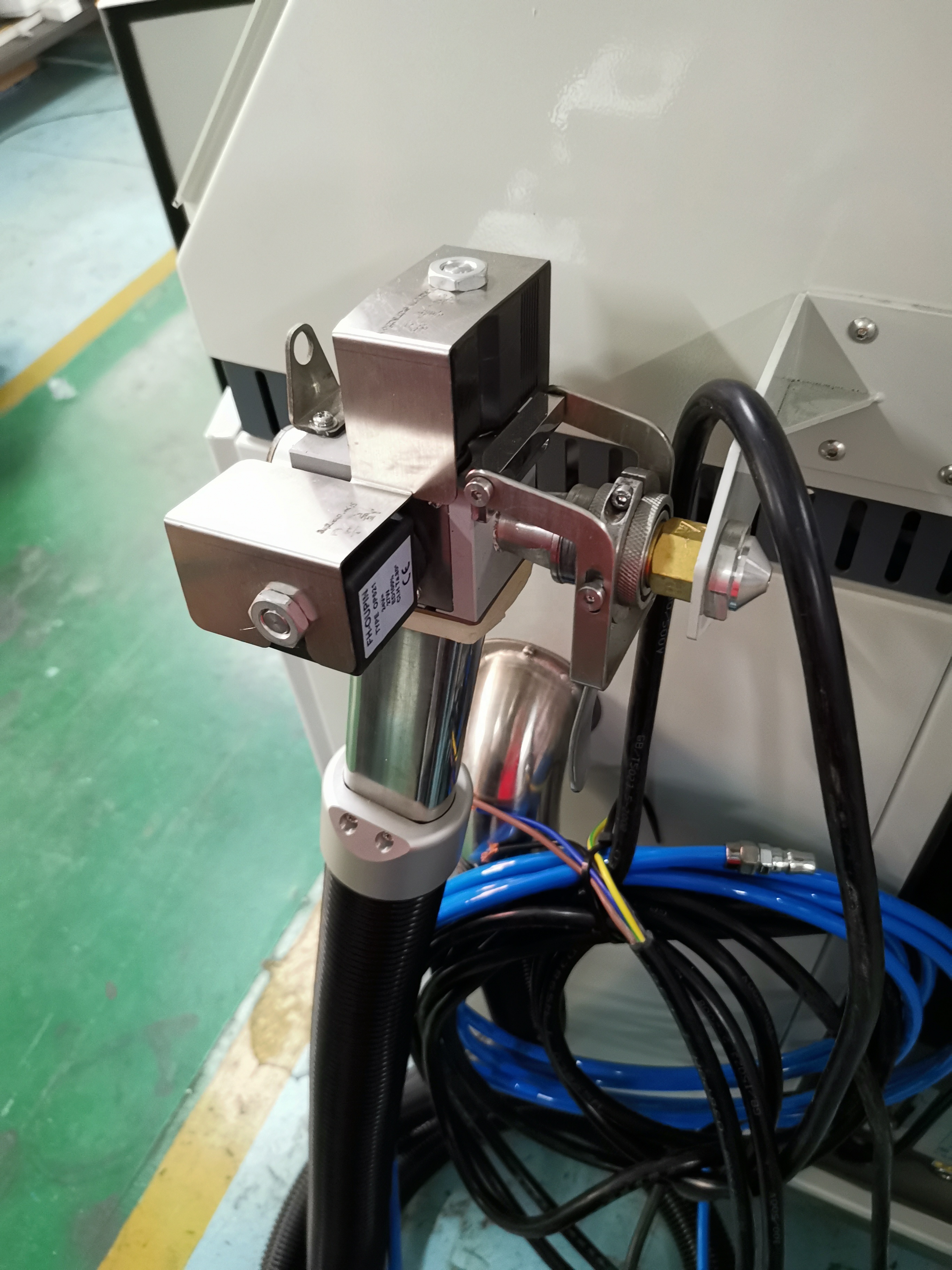 Outgoing Inspection R32 Refrigerant Filling Station With PLC Control System