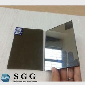 China Top quality 5.5mm light grey reflective glass panel factory