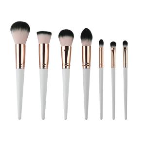 China 7pcs cosmetic Makeup Brush Set Origin Design Shape For Daily Makeup factory