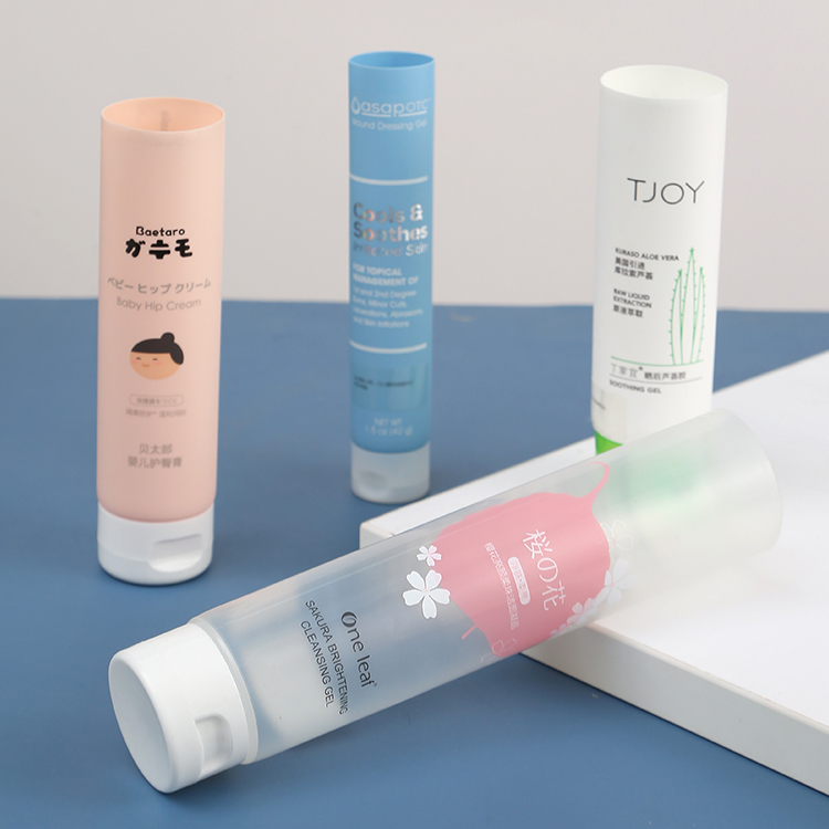 Acceptable OEM/ODM 10ml Customized Empty Rose Gold Eyelash Growth Serum Plastic PETG Bottle with Eyelashes Brush and Tube