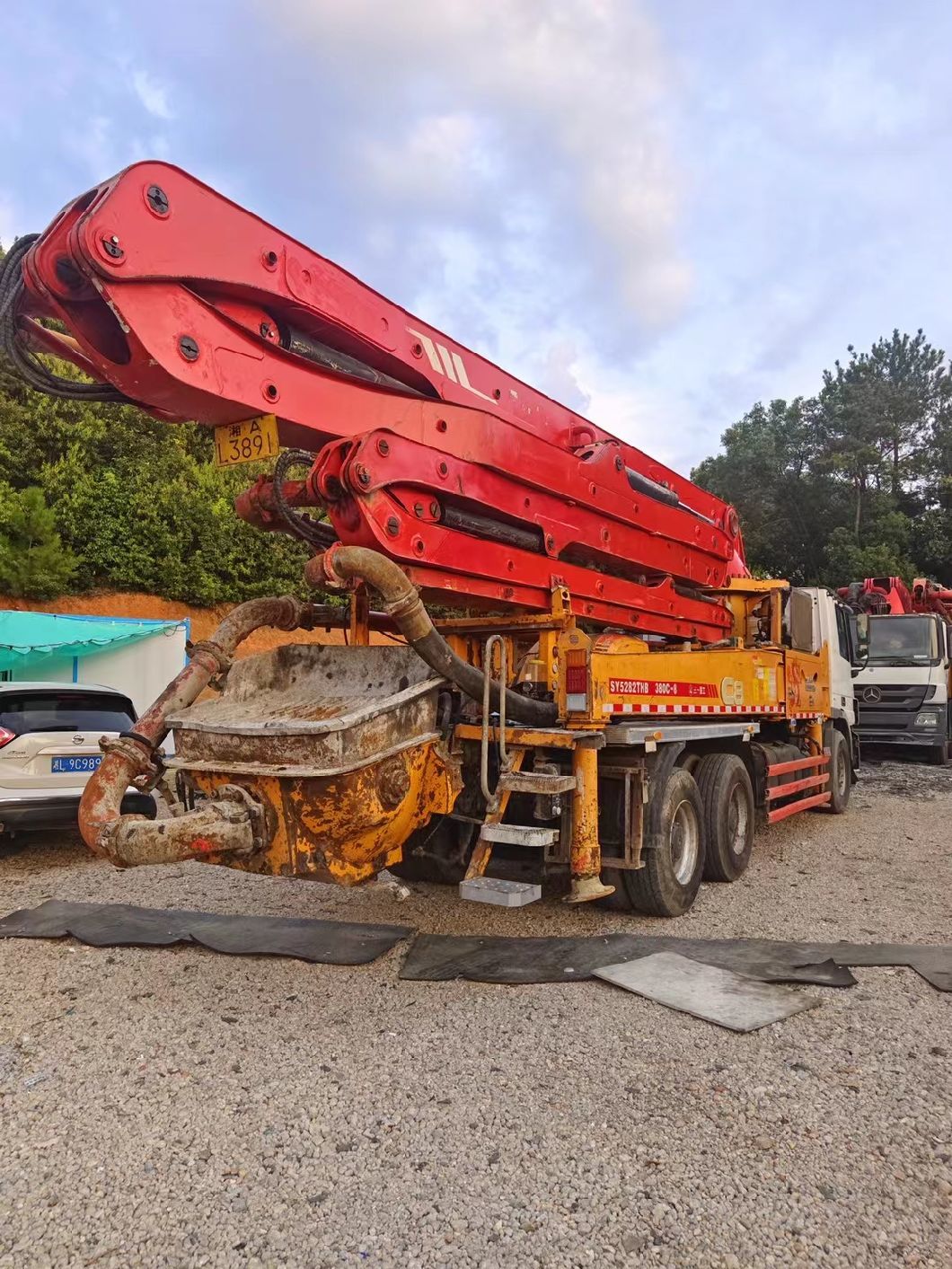 2014 Used Concrete Pump Truck 38m Concrete Boom Pump Machine Equipment Concrete Mixer Truck Heavy Equipment