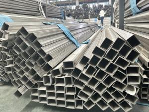 China 3000mm SS 316 Seamless Pipe Hot Rolled A312 Annealing Stainless Steel Square Pipe factory