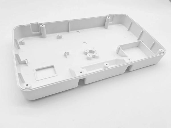 CNC ABS 355mm Medical Plastic Injection Molding EDM Small Scale 2 Channel Bottom