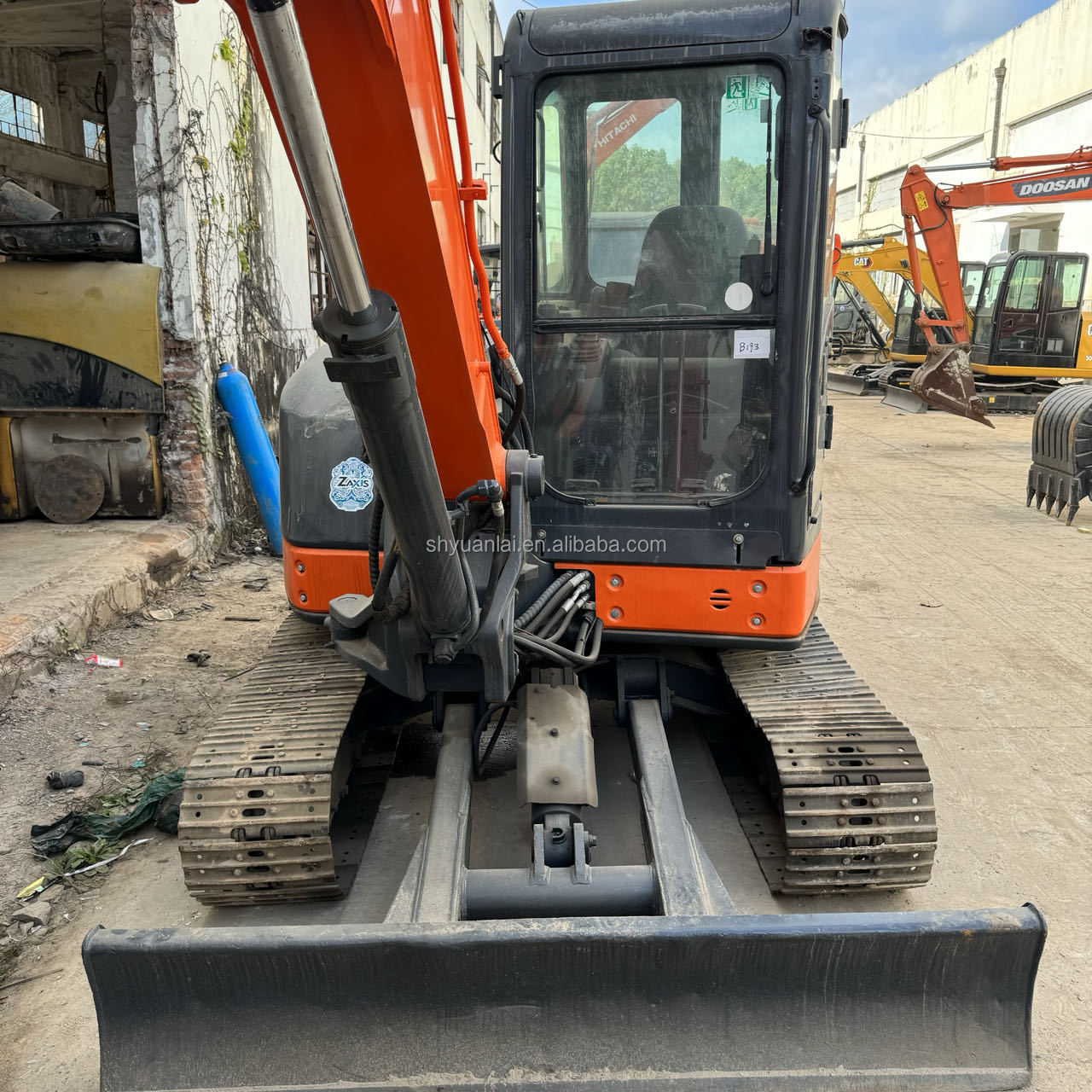 Hitachi ZX65U Second Hand Excavator Original Hydraulic Valve And High Work Efficiency