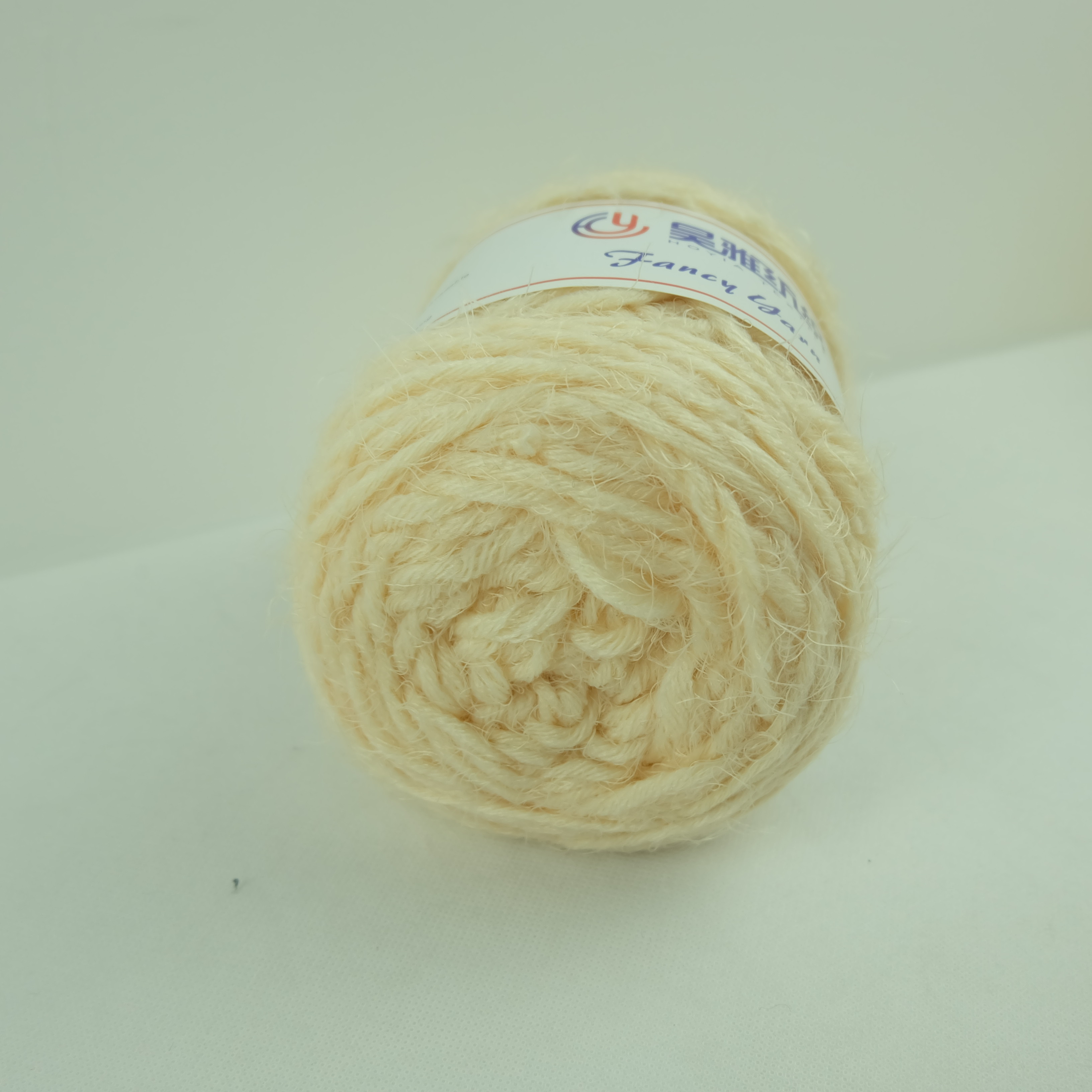 1/1.2NM Fluffy Velvet Chenille 20% Nylon 31% Acrylic 49% Polyester For Knitting Sweater Cushions