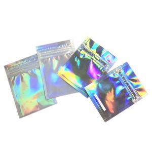 China 7g Resealable Aluminum Bags Holographic Gravnre Print Side Gusset Pouch factory