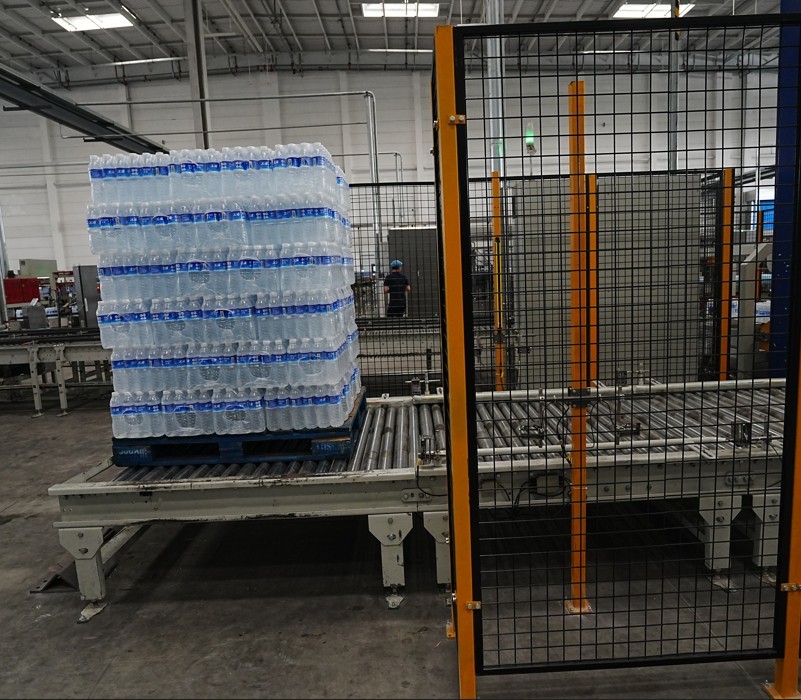 China Automatic Dual Channel Gantry Beverage Palletizer Machine 150carton/Minute ODM on sale