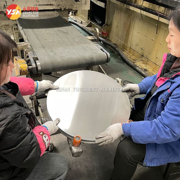 Cutting Discs Aluminum 1050 1060 1100 3003 Aluminum Circle Round For Cookwares And Lights