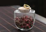 Crystal Sealable Glass Bottles Wooden Healthy Lid Korean Style 390ml / 420ml