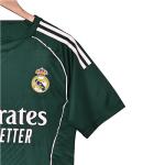 Real Madrid 2025-2026 pre-match training uniform player version supports group